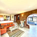Semesterbostad Anais Luxury By Interhome